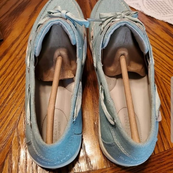 Sperry - Picture 3 of 6